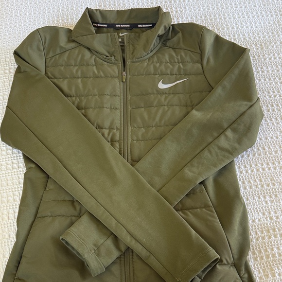 Nike Jackets & Blazers - Nike womens Green Full-Zip Jacket
